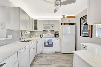 2615 NE 3rd Ct, Unit #301, Boynton Beach, FL 33435 - Photo 3