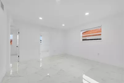 6840 SW 3rd St, Miami, FL 33144 - Photo 19