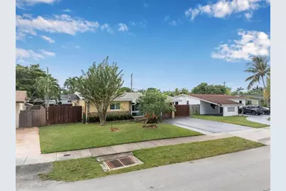 230 NE 58th St, Fort Lauderdale, FL 33334 - Photo 5