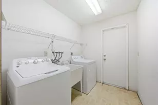 3091 Venice Way, Miramar, FL 33025 - Photo 13