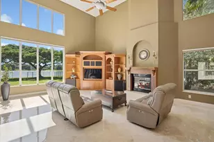 10372 N Lake Vista Cir, Davie, FL 33328 - Photo 7