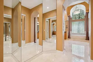 10372 N Lake Vista Cir, Davie, FL 33328 - Photo 17