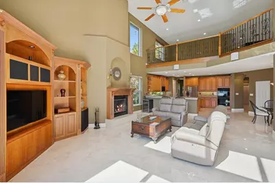 10372 N Lake Vista Cir, Davie, FL 33328 - Photo 9