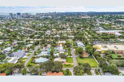 2021 NE 24th St, Lighthouse Point, FL 33064 - Photo 49