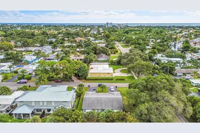 2021 NE 24th St, Lighthouse Point, FL 33064 - Photo 7