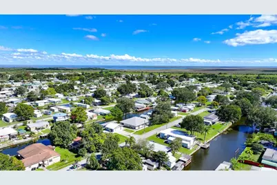 1069  9th St, Okeechobee, FL 34974 - Photo 47