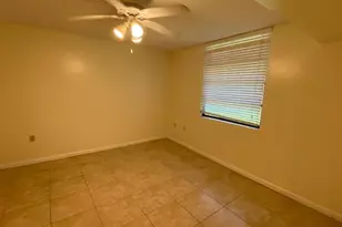 3626 Whitehall Dr, West Palm Beach, FL 33401 - Photo 7