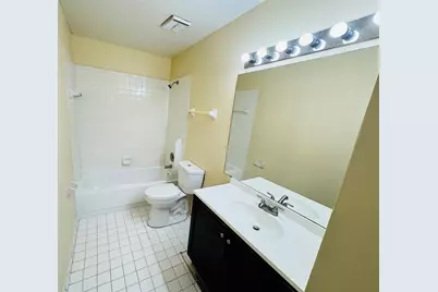 3449 NW 44th St, Unit #202, Lauderdale Lakes, FL 33309 - Photo 11