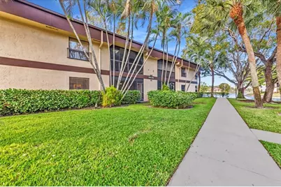 2687  Carambola Cir N, Unit #1771, Coconut Creek, FL 33066 - Photo 7