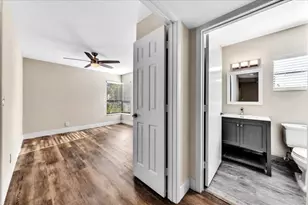 2687 Carambola Cir N, Coconut Creek, FL 33066 - Photo 27