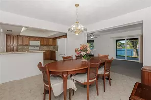 1940 NW 107th Ave, Pembroke Pines, FL 33026 - Photo 7