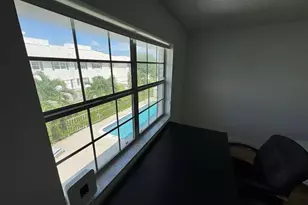 299 SW 7th St, Boca Raton, FL 33432 - Photo 15