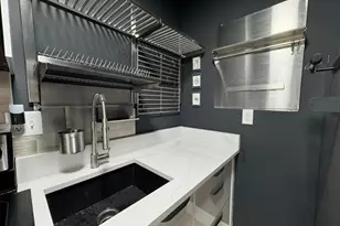 299 SW 7th St, Boca Raton, FL 33432 - Photo 7