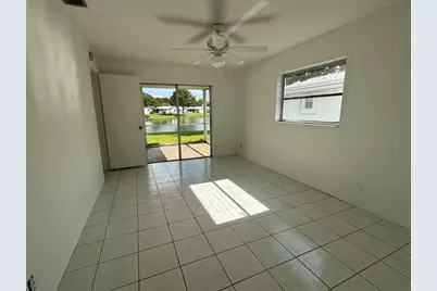 1430 NW 85th Ter, Plantation, FL 33322 - Photo 9