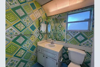 1430 NW 85th Ter, Plantation, FL 33322 - Photo 17