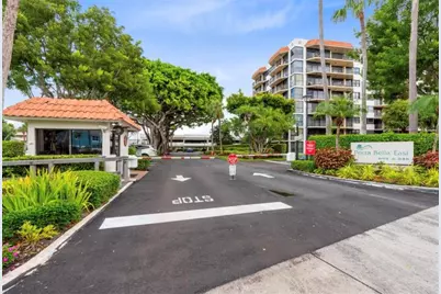 859  Jeffery St, Unit #214, Boca Raton, FL 33487 - Photo 1