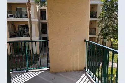 977  Riverside Dr, Unit #226, Coral Springs, FL 33071 - Photo 9