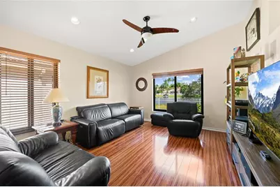 1941 NW 182nd Ter, Pembroke Pines, FL 33029 - Photo 17