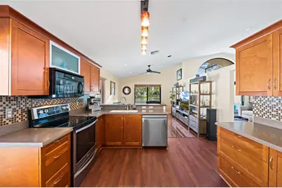 1941 NW 182nd Ter, Pembroke Pines, FL 33029 - Photo 15