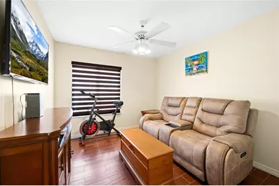 1941 NW 182nd Ter, Pembroke Pines, FL 33029 - Photo 25