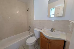 140 NW 40th St, Oakland Park, FL 33309 - Photo 7