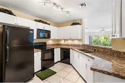 10172  Royal Palm Blvd, Unit #707-7, Coral Springs, FL 33065 - Photo 3