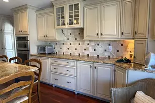 418 Alamanda Dr, Hallandale Beach, FL 33009 - Photo 5