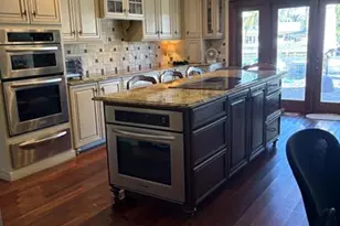 418 Alamanda Dr, Hallandale Beach, FL 33009 - Photo 3