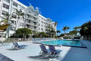 494 NW 165th Street Rd Unit, Miami, FL 33169 - Photo 3