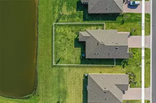 973 Bent Creek Dr, Fort Pierce, FL 34947 - Photo 9