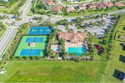 973  Bent Creek Dr, Fort Pierce, FL 34947 - Photo 11