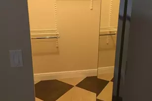 10740 S Golfview Dr, Pembroke Pines, FL 33026 - Photo 21