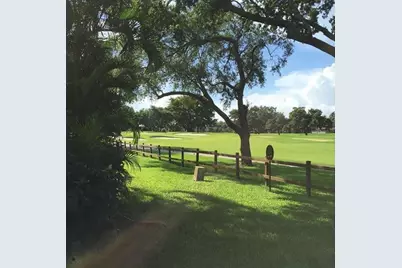 10740 S Golfview Dr, Pembroke Pines, FL 33026 - Photo 3