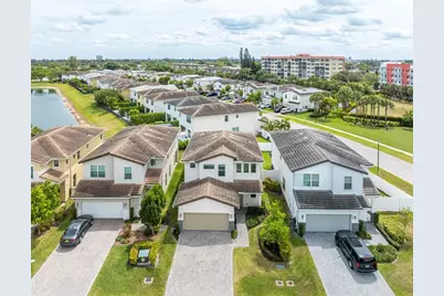 3970  Pelicano Way, Deerfield Beach, FL 33064 - Photo 35