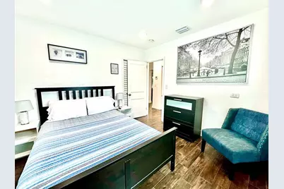 1637 NE 5th Ct, Fort Lauderdale, FL 33301 - Photo 21