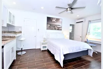 1637 NE 5th Ct, Fort Lauderdale, FL 33301 - Photo 27