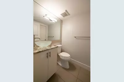 64 Isle Of Venice Drive #26, Fort Lauderdale, FL 33301 - Photo 19