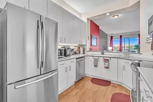 7802 Trent Dr, Fort Lauderdale, FL 33321 - Photo 7