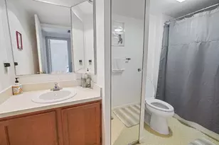 2512 Camelot Ct, Cooper City, FL 33026 - Photo 21