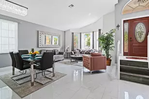 338 NW 152nd Ln, Pembroke Pines, FL 33028 - Photo 3