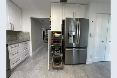 3409  Jog Park Dr, Unit #3409, Greenacres, FL 33467 - Photo 15