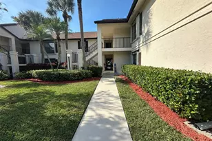 3409 Jog Park Dr, Greenacres, FL 33467 - Photo 3