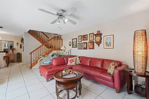 2522 Camelot Ct, Cooper City, FL 33026 - Photo 9