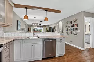 21219 Lago Cir, Boca Raton, FL 33433 - Photo 3