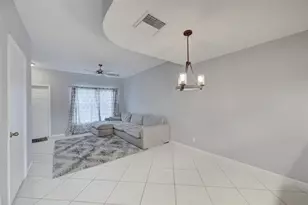 5400 Jubilee Way, Margate, FL 33063 - Photo 11