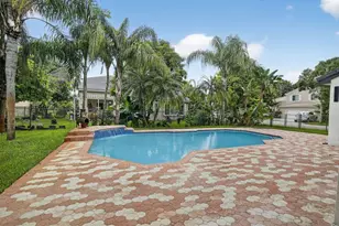 387 SW 163rd Ave, Pembroke Pines, FL 33027 - Photo 7