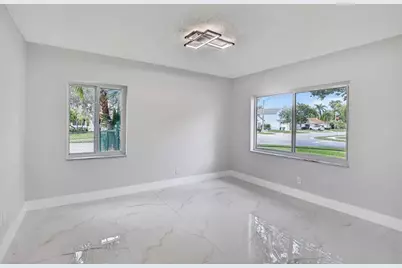 387 SW 163rd Ave, Pembroke Pines, FL 33027 - Photo 43