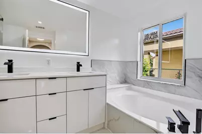 387 SW 163rd Ave, Pembroke Pines, FL 33027 - Photo 31