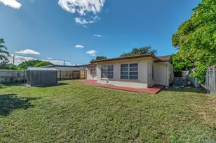 180 SW 78th Ave, Margate, FL 33068 - Photo 35