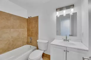 180 SW 78th Ave, Margate, FL 33068 - Photo 25